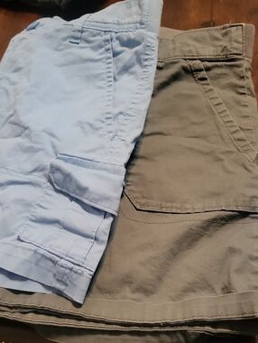 Casual Shorts Pair in Light Blue and Olive